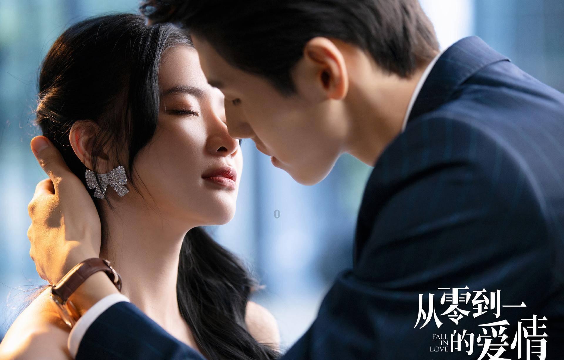 白球进黑洞选关版