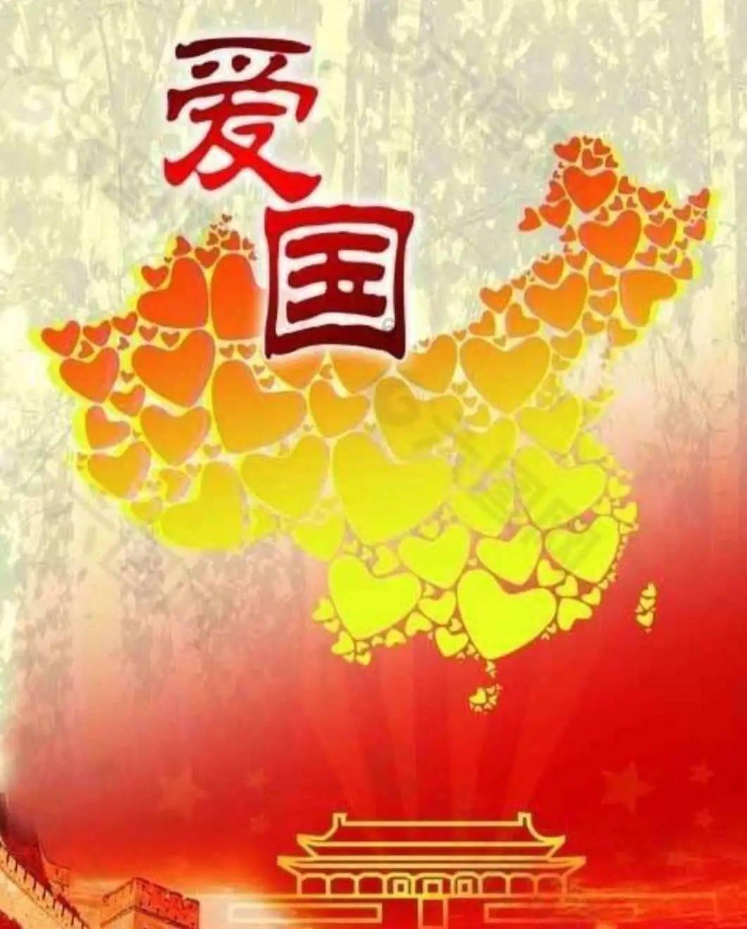 到了穿T恤的季节，怎样搭配，才能既青春减龄又显气质呢？游戏画面