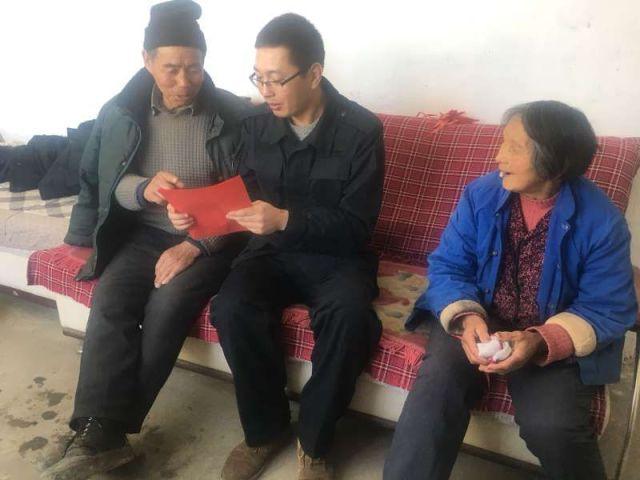 小猫钓鱼游戏龙王版有船