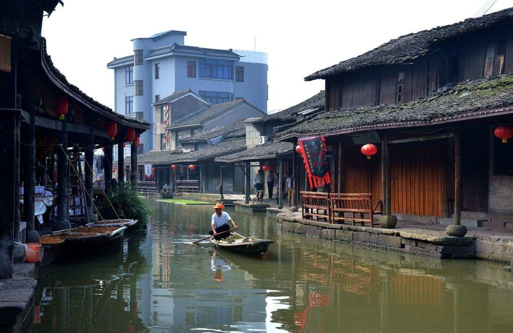 华佗是死在赤壁之前，为什么在死后多年还为关羽做手术？游戏画面