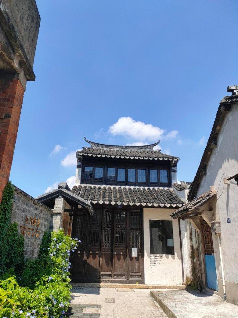 救援蓝色小兔